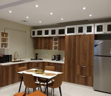 Medina Apartment | طيبة للشقق الفاخرةTaiba Luxury Apartments of 3 Bedrooms 5 minutes to Haram