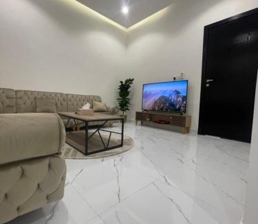 Hafr Al Batin Apartment | غرفة وصاله انيقه