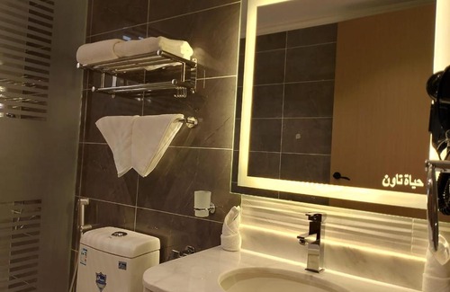 Duba Hotel | فندق حياة تاون ضبا