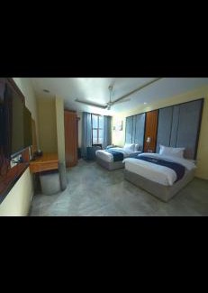 Burūm Hotel | فندق ذاڤيو