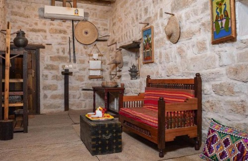 Taqah House | نزل كوفان التراثي Koofan Heritage Lodge deluxe queen room