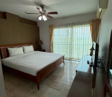 Bang Len Hotel | ซิลเวอร์วู้ด รีสอร์ท