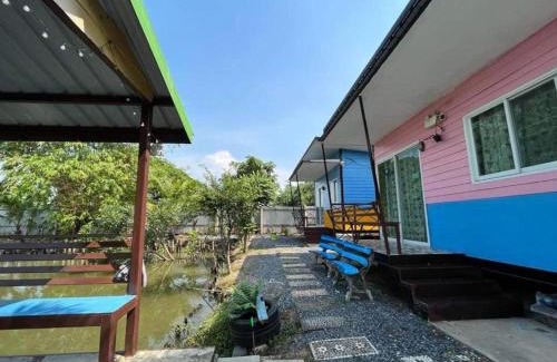 Thanyaburi Resort | บ่อตกปลาเพียงรักและที่พัก