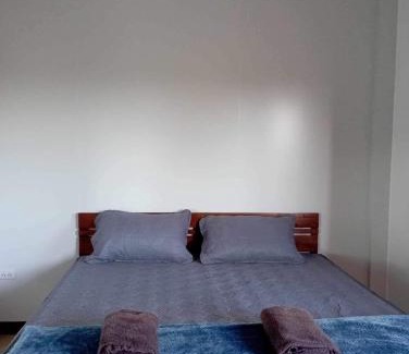 Mae Chedi Mai Hostel | บ้านนวลกา