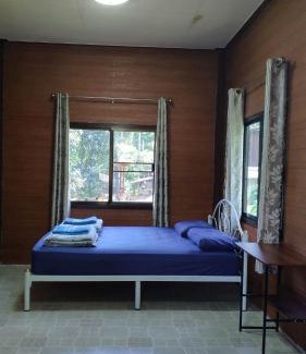 Chom Thong House | บ้านพักพือวา Pue Wa Homestay