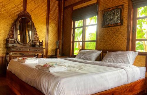 Lam Plai Mat House | บ้านสวนฟรุ๊ตการ์เด้นส์