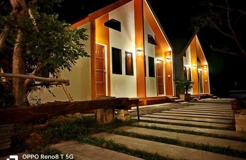 Somdet Apartment | แอทโฮมไร่พอดี รีสอร์ท At home raipordee resort