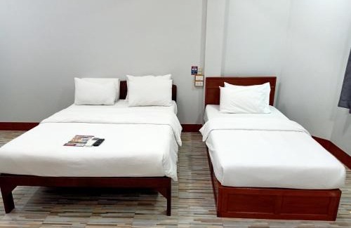 Chachoengsao Hotel | โรงแรมบ้านนายถึกและร้านอาหาร