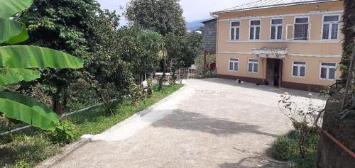 Tsikhisdziri House | სახლი ბუნებაში House in nature