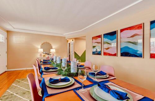 Northwest Arvada House | ᨒFIREHAUSᨒHotTubᨒCinemaᨒBBQᨒBadmintonᨒGames