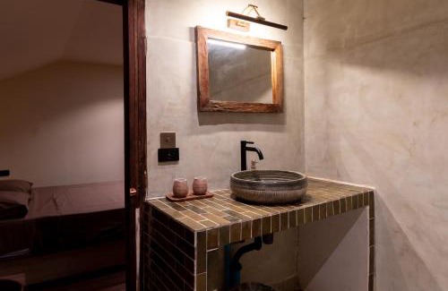 Ko Phi Phi Hotel | Ḥokma Boutique Hotel & Tropical Lounge