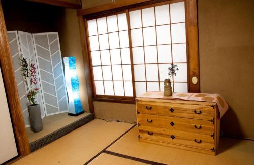 Gujo Apartment | お宿葉の光