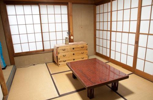 Gujo Apartment | お宿葉の光