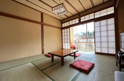 Uonuma Hotel | やまきや旅館
