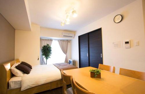 Shiroishi Apartment | ようこそ札幌へ! 大通公園まで地下鉄10分 定員6名 fireTV完備 1階はセコマ