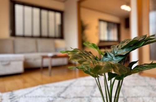 Kita Ward Apartment | スリーチアーズ