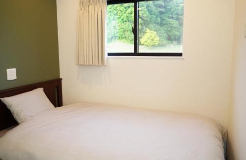 Ichihara Hotel | トレーラーホテル市原鶴舞インター店