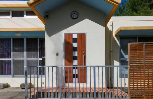 Nago House | ビーチまで5分 1棟貸切ホテルKanasa 最大10名まで宿泊可能 かなさ