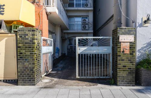 Yoyogi Apartment | ホテル富士見マンション