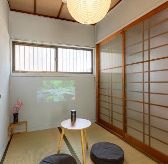 Utazu-cho Apartment | 一棟貸切宿 Shiyon, 60-year-old renovated private house
