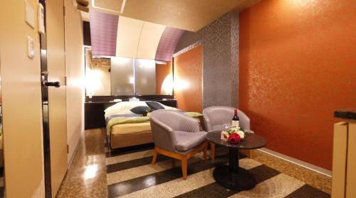 Nishikoiwa Hotel | 井原商事ハートランド井門