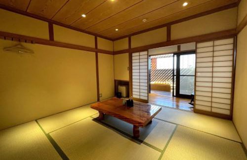 Atami House | 南熱海長浜公園近くバーベキュー可能露天風呂付ゲストハウス