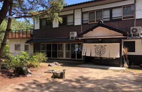 Kitsuki House | 奈多みどり荘 Nada Beach House