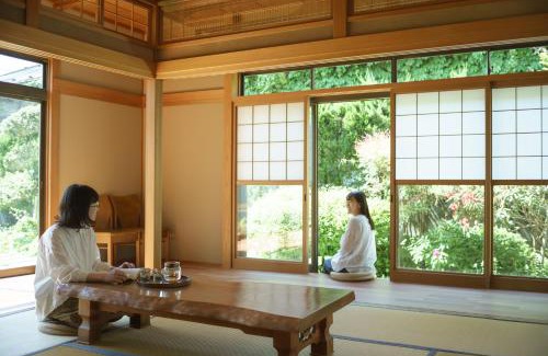 Gojome-machi Hotel | 市とコージ