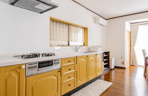 Minami Ward House | 広々な150平米無料駐車場一台