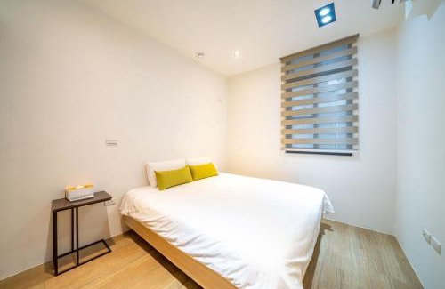 Tainan City Centre House | 慶東雙包棟招待所 兩棟可選擇包層包棟 可住4-70人 團體聚會首選