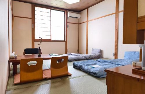 Himi Hotel | 旅館青柳 海越し立山連峰の雪山絶景で休もう