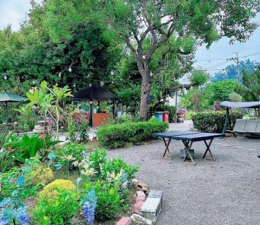 Zuozhen District House | 晨曦山莊 晨曦紅瓦厝國民旅遊卡特約商店Sunshino farmstead