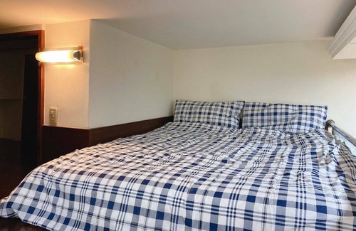 Xinyi Apartment | 暮光公寓 x 健身教練｜台北 101 ｜Pool｜夜市 ｜cafe｜MRT捷運站｜Gym