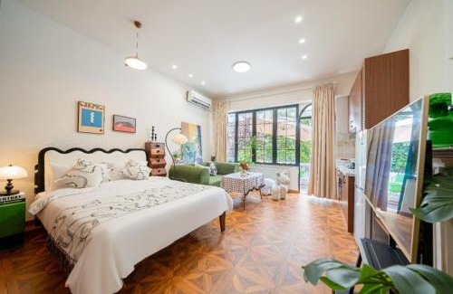 Huaihai Road Commercial Area Apartment | 柃居 B&B - Sinan Mansion Branch