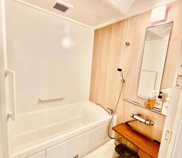 Ainan-cho House | 波止場の海まで徒歩30秒の宿ギョグンミニ"Gyogun Mini"