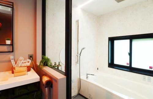 Ogimi Hotel | 海と星空の小さな宿 wassa wassa