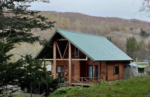 Bankei Ski Chalet | 源泉ログの宿
