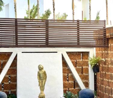 Pratumnak Hill Hotel | 秘狗Nova Hotel