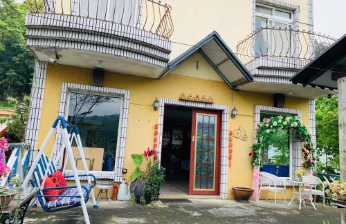 Zhudong House | 築夢咖啡民宿