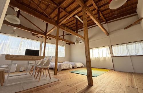 Yonezawa House | 米沢ワンニャンステイ2 Large Private Lodge with Theather Room & Restaurant