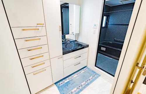 Higashinari Apartment | 花音Kanon