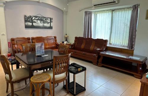 Shitan House | 進泉莊民宿 有卡拉ok可以烤肉可以帶寵物