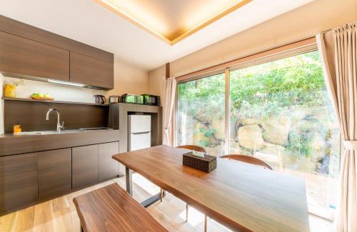 Yumoto Apartment | 郷隅美悦 - Kyo Gu Bi Etsu