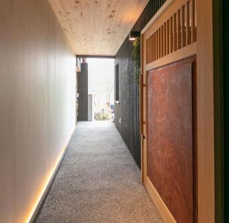 Aso Apartment | 阿蘇の大観峰を一望!プライベートサウナと湧水プールが魅力の一棟貸しの宿
