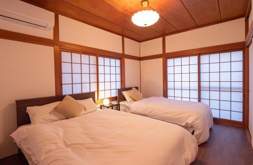 Nagawa Apartment | 高松市の築45年のお家をリノベーションした民泊古都