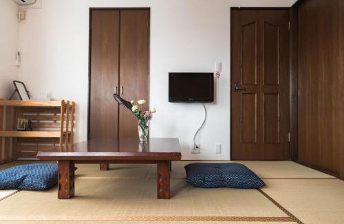 Higashi House | 高速道路と丘珠空港が近い家