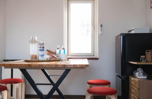 Higashi House | 高速道路と丘珠空港が近い家