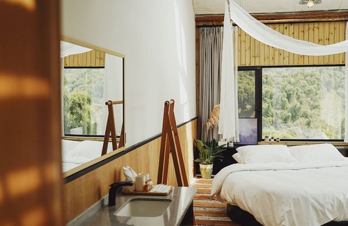 Moganshan House | 鸣林artistic guesthouse in Mopan Mountain Scenic Area, China鸣林艺术民宿高級别墅带泳池花园棋player room,中国莫干山风景区