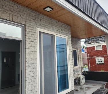 Yeonje-Gu Villa | 로즈아치