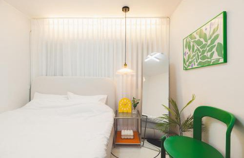 Cheonho-dong Apartment | 오픈할인-3 minutes walk from Gangdong Station, Lotte World, KSPO Dome, Olympic Park, Seokchon Lake, JYP, Asan Hospital